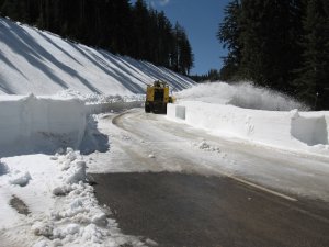 Thompson Pass (1) 4_29_14.jpg